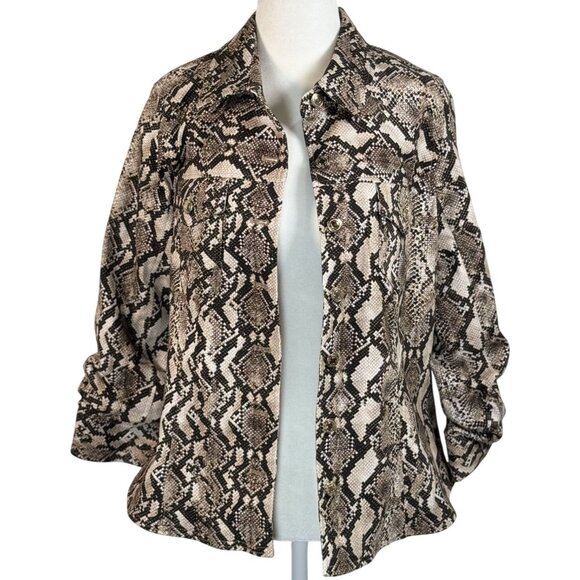 Boston Proper Size M Woman  Sneak Print Button-Up Shirt  Cotton/Spandex Blend - Picture 4 of 12